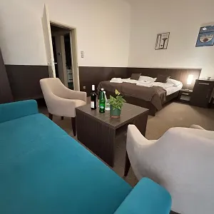 Apart-hotel Embassy By Lh, Praga